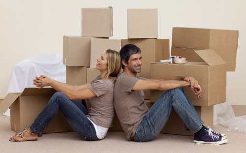 Organised packing and labelling for apartment relocation in Canary Wharf